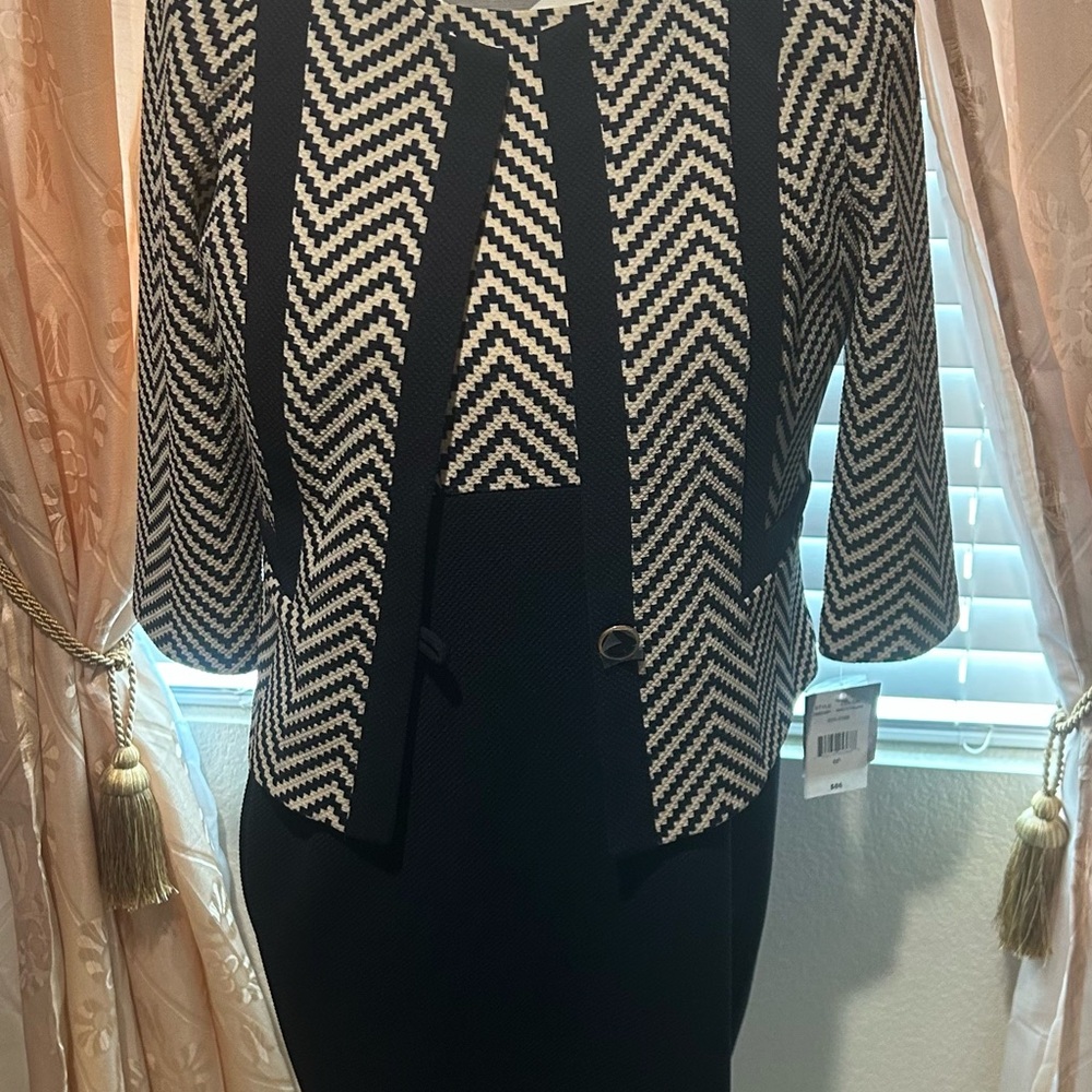 Danny & Nicole Black and White Chevron Blazer